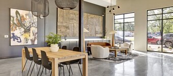 Chic Oasis w/ Pool, Gym, & Stunning City Views