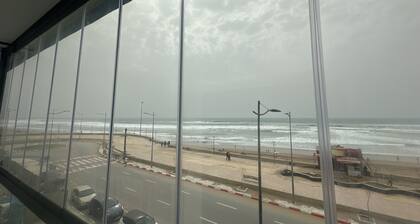 Apparemment Front mer et Pied Dans Leau