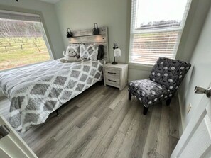 2 makuuhuonetta, silitysrauta/-lauta, Wi-Fi, vuodevaatteet