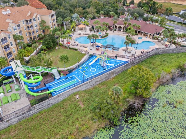Outdoor pool, a heated pool - NEW EPIC Themed Pool Villa l VR Game Room l 3 miles to Disney (Kissimmee)
