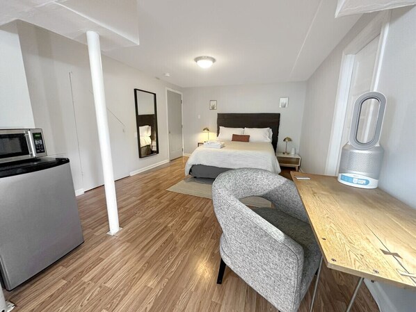 1 bedroom, desk, iron/ironing board, free WiFi