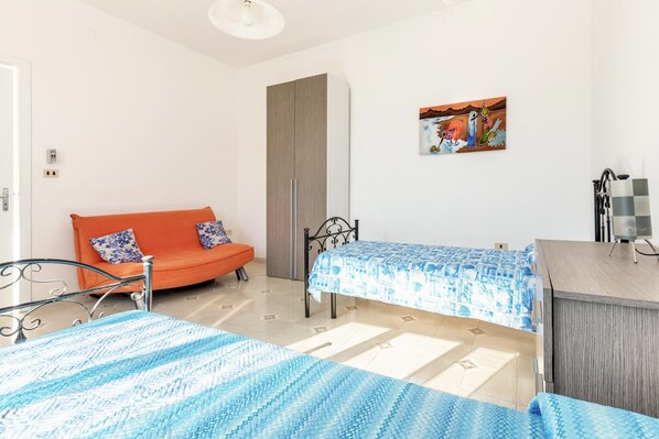 2 bedrooms