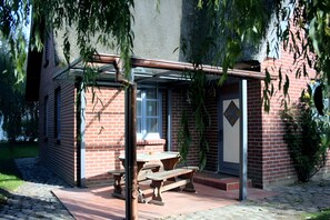 Terrace/patio - Hotel Rügenschmiede vis a vis Hiddensee (Schaprode)