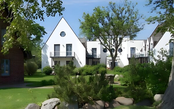 Front of property - Hotel Rügenschmiede vis a vis Hiddensee (Schaprode)