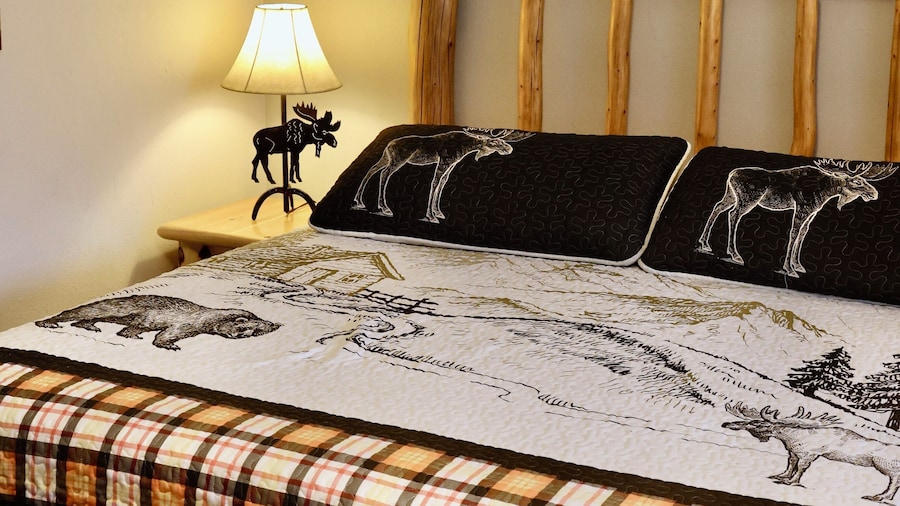 Rocky Mountain Lodge