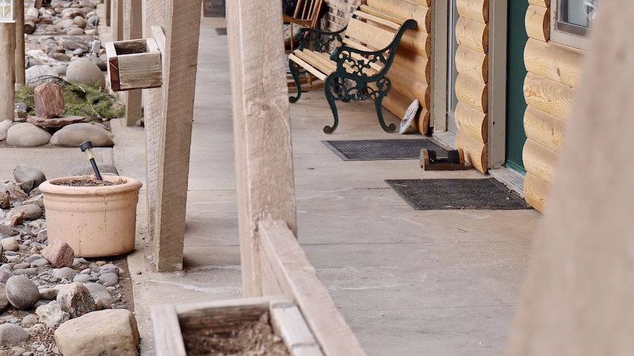 Rocky Mountain Lodge