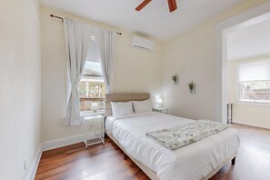 1 soverom, strykejern/-brett, wi-fi og sengetøy