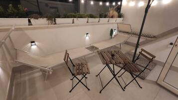Suite Luxury | 1 camera, biancheria da letto di alta qualità, copriletto in piuma