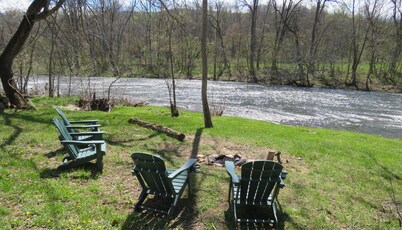 Shenandoah River Cabin