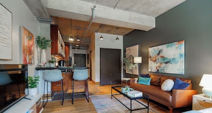 Prime Location - Modern Studio - Walk Downtown Athens