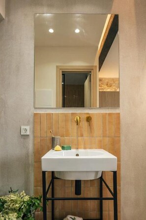 Handtücher, Toilettenpapier