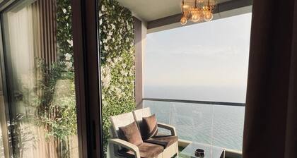 One bedroom apartment with a great view of the Red Sea with two balconies.