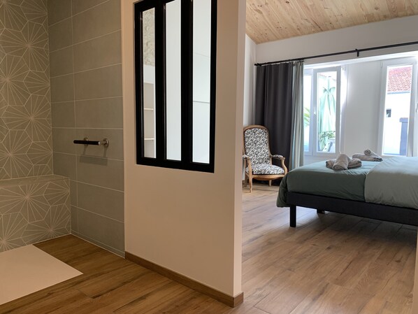 7 sovrum, strykjärn/strykbräda, resesäng och wi-fi