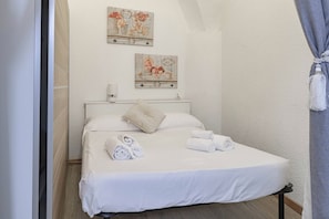 Room - M OLD TOWN - Sanremo - Casinò (Sanremo)