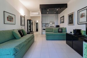 Living area - VERDE GIADA - Piscina - Tennis - Parcheggio (Sanremo)