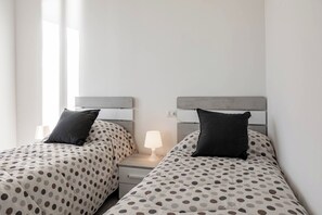 Room - CA' NICO' - Vista Mare - Parcheggio (Sanremo)