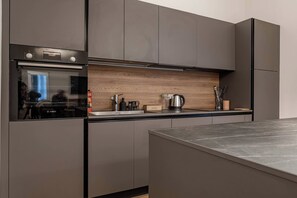 Private kitchen - THE QUEEN'S APARTMENT - Ariston - Centro (Sanremo)