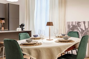 Dining - THE QUEEN'S APARTMENT - Ariston - Centro (Sanremo)