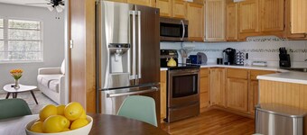 WELCOME TO THE OWL'S NEST - 2 BEDROOM HOME IN AUGUSTA, WINERIES & THE KATY TRAIL
