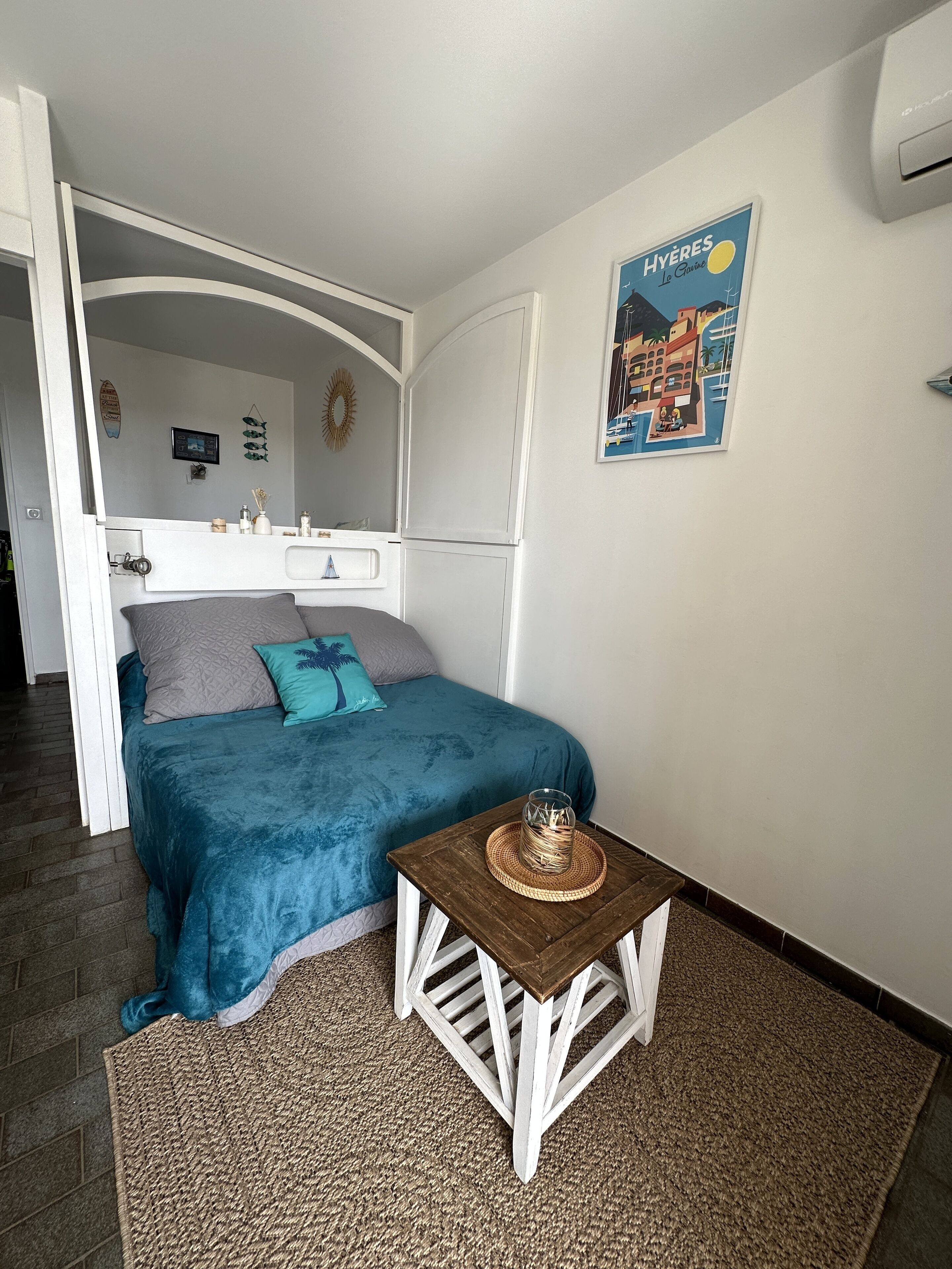 2 bedrooms, iron/ironing board, travel crib, free WiFi