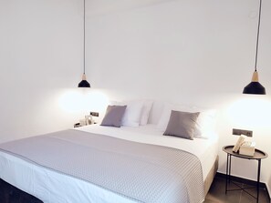 Panoramic Double Room, Partial Sea View | Free minibar items, in-room safe, free WiFi, bed sheets - Lefka Ori Agia Galini (Agios Vasileios)