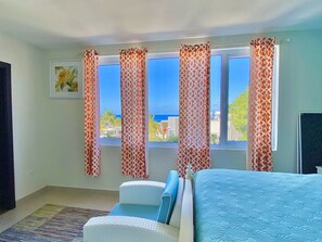 3 bedrooms, iron/ironing board, WiFi, bed sheets - Tropical Retreat Villa Miramar (Montego Bay)