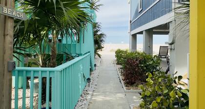 Beachfront Retreat Direct Beach Access & Comfort