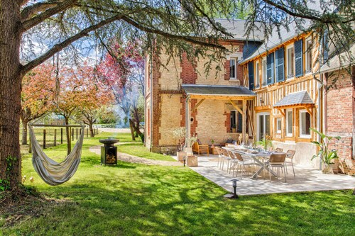 Maison Adeli- Jacuzzi- Brasero- billard- pétanque- 4*