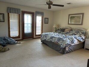 4 bedrooms, travel crib, WiFi - Best of Duck Soundfront 4 BR 3 BA Gazebo, pool, beach, tennis court, July5-12
(Duck)