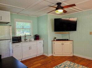 Interior - Cozy Waterfront Home on Lake LBJ Kayaks Included! (Granite Shoals)