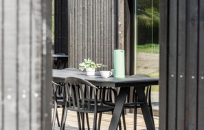 Outdoor dining - Stunning home in Saltum with sauna (Saltum)