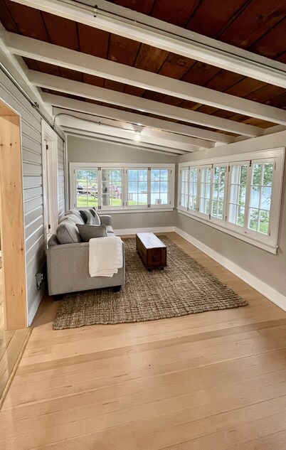 Crooked Lake Cabin