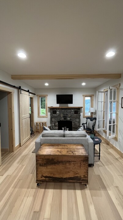 Crooked Lake Cabin