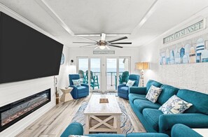 Smart TV, chimenea y tenis de mesa 