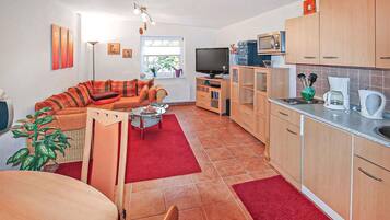 Fernseher, Stereoanlage