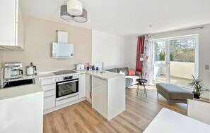 Kühlschrank, Ofen, Herdplatte, Geschirrspüler