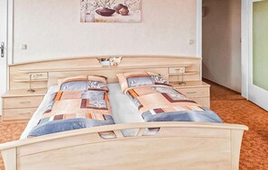 Free WiFi, bed sheets - Ferienwohnung Breitenbrunn (Breitenbrunn)