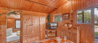 Lovely home in Waren (Müritz) with WiFi