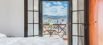 Home2Book Charming House Agaete, BBQ & Garden