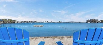 Tropical Hideaway Condo 