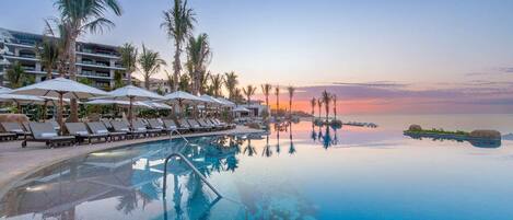 Outdoor pool, a heated pool