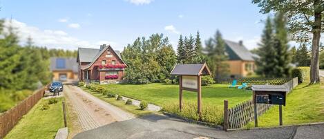 المنشأة من الخارج