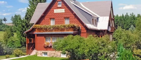 Esterni