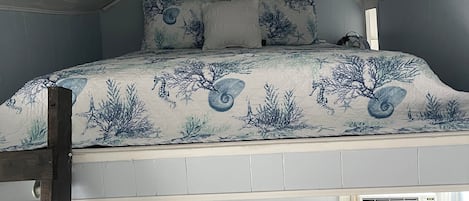 1 chambre, fer et planche Ă repasser, Wi-Fi gratuit, draps fournis