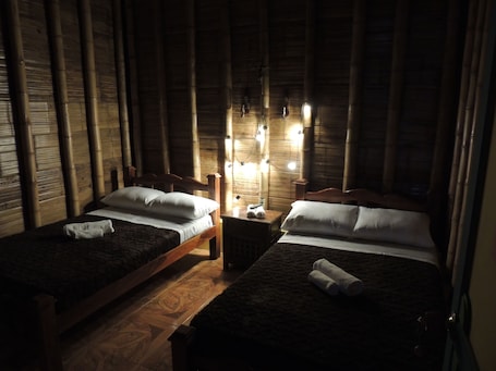 Quadruple Room | Bed sheets