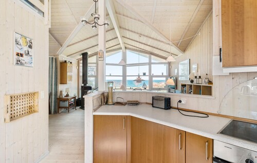 Awesome home in Sjællands Odde