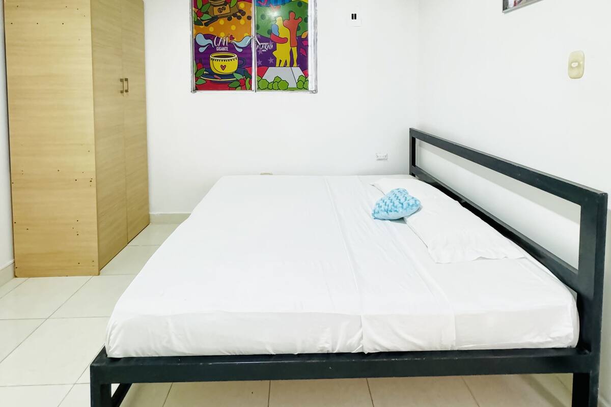 Basic Double Room | WiFi (free)