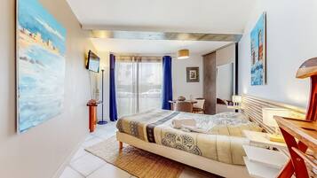 1 dormitorio, cuna de viaje, wifi gratis y ropa de cama