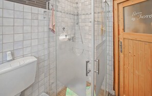 Shower, hair dryer - Beautiful apartment in Lychen with WiFi (Lychen)