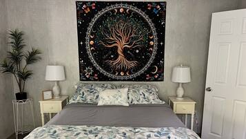 2 chambres, fer et planche à repasser, Wi-Fi, draps fournis